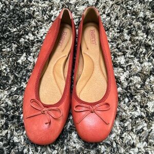 Born Brin Ballet Flats